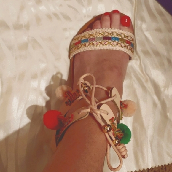 Top Moda Blush Lace Pom Pom Sandals - Picture 3 of 6